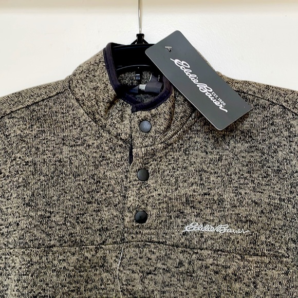 EDDIE BAUER est.1920 UNISEX NWT front snap closure pullover- easy wear size S - Picture 2 of 10